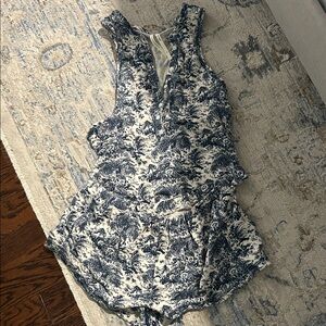 Blue and White Sleeveless set